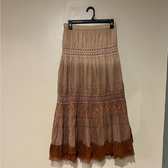 Phool Vintage Y2K Whimsical Renaissance Fairy Tiered Ruffle Aplique Midi Skirt - Picture 1 of 6